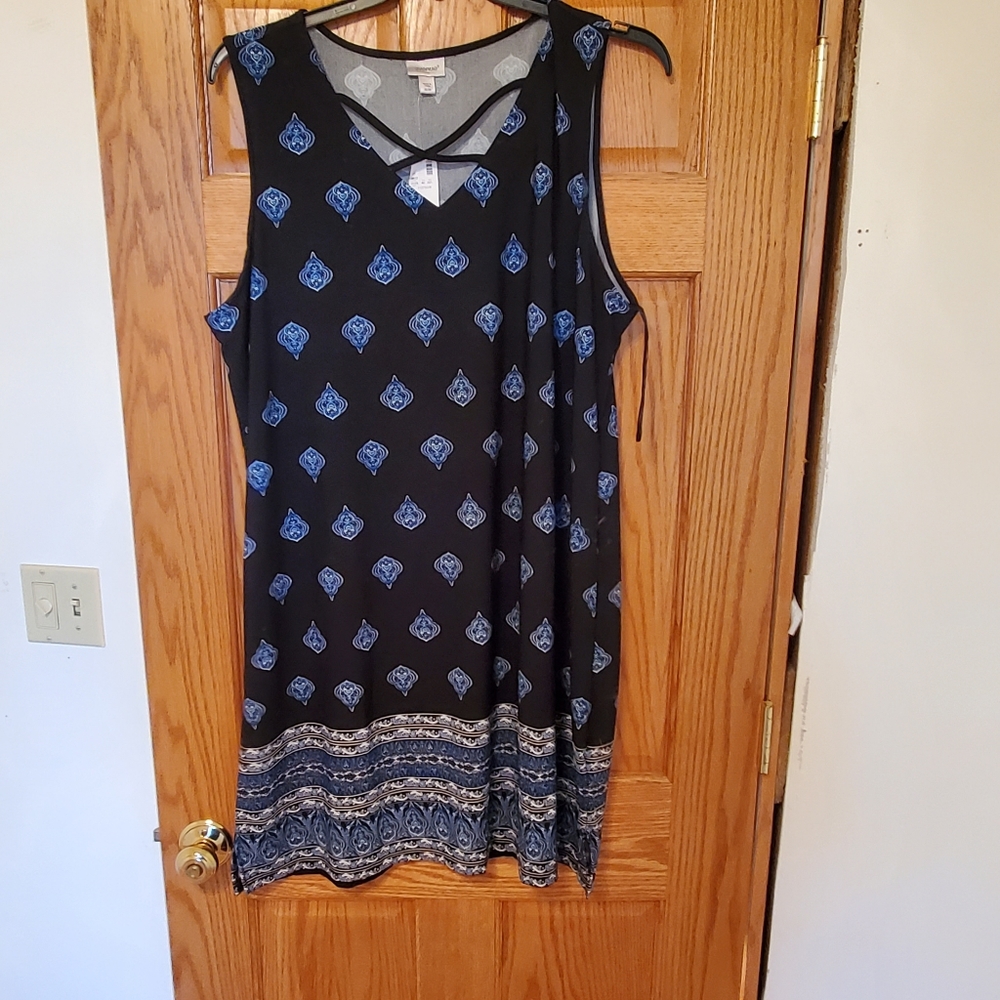 Avenue dress